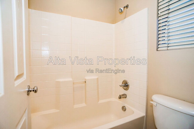 Building Photo - 2785 Matera Ln