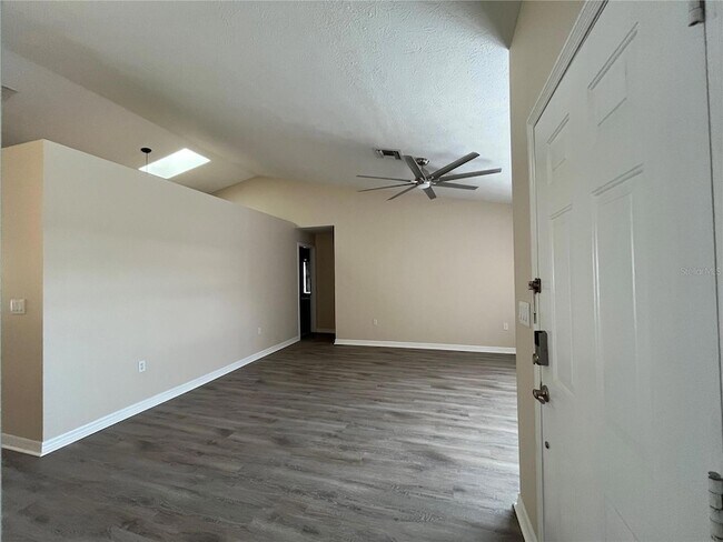 Building Photo - 3063 Lake June Blvd