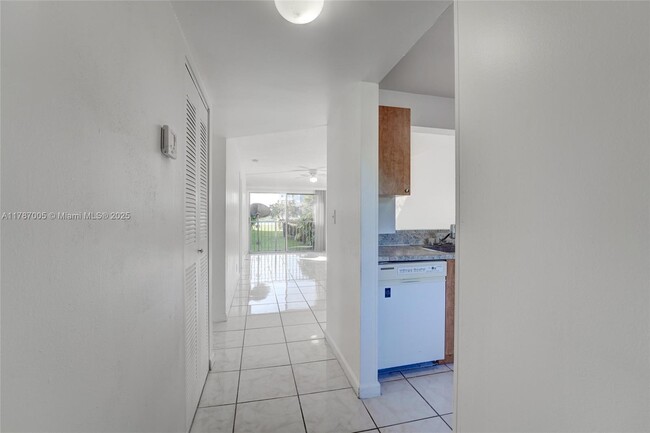 Building Photo - 8620 N Sherman Cir