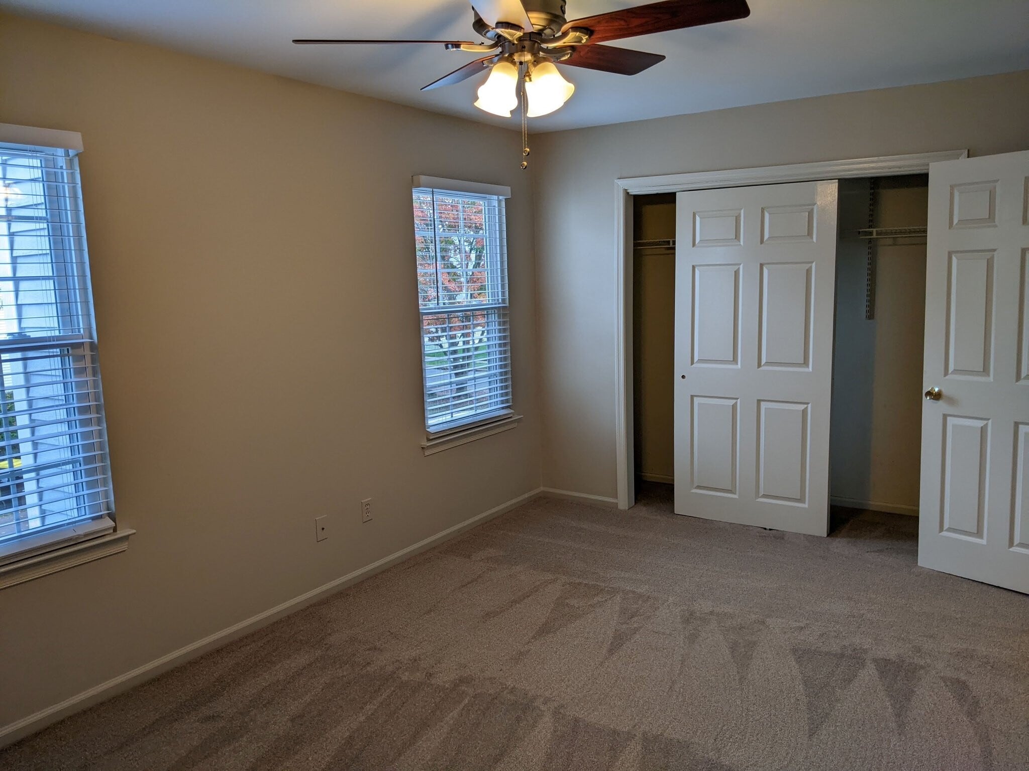 Building Photo - 891 Sturbridge Ln