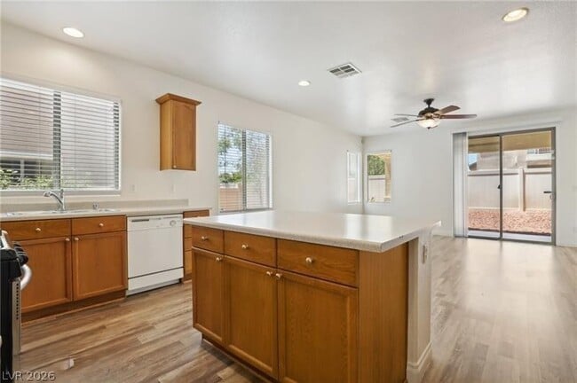 Building Photo - 5433 Overlook Valley St