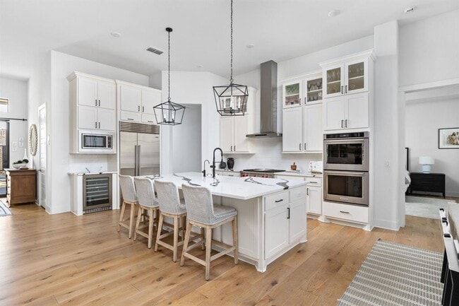 Building Photo - 613 Golden Bear Dr