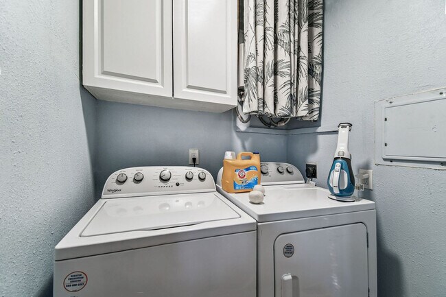 Building Photo - 11250 2nd St E