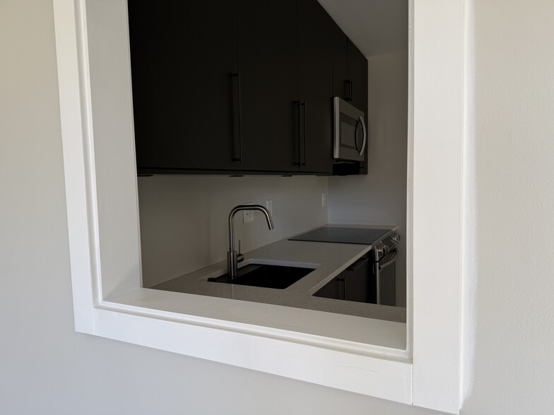 Building Photo - 1575 Cherboneau Pl