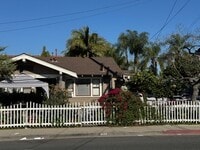 Building Photo - 3811 E 10th St