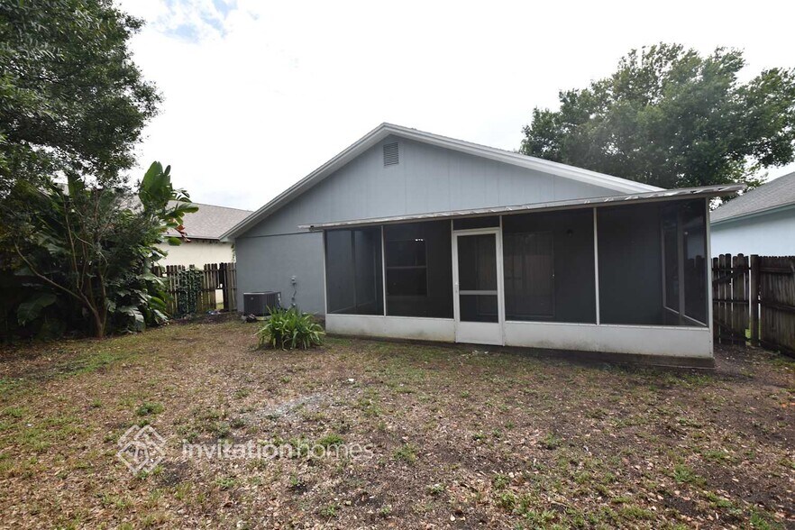 Building Photo - 537 Beth Ann St
