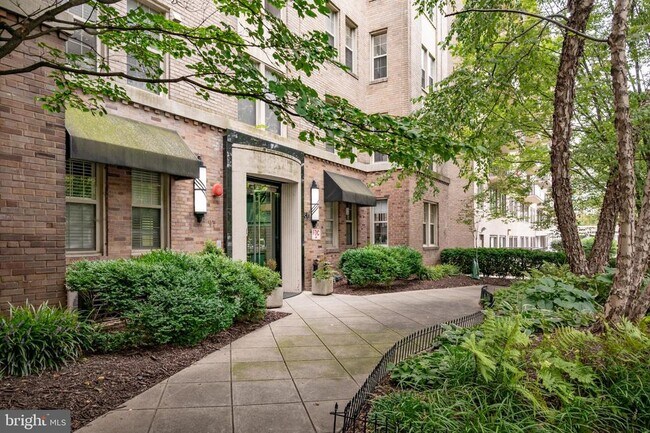 Building Photo - 1314 Massachusetts Ave NW