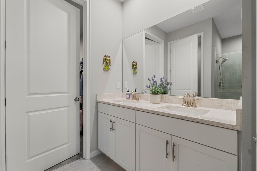 Building Photo - 12418 Asana Ct
