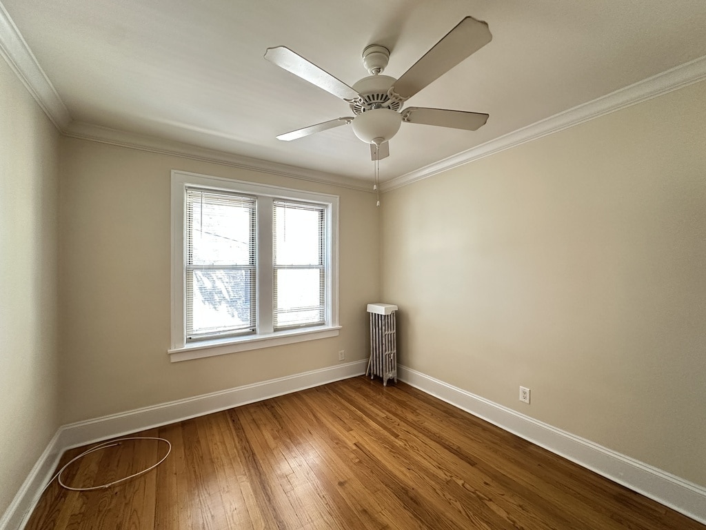 Building Photo - 912 Crain St