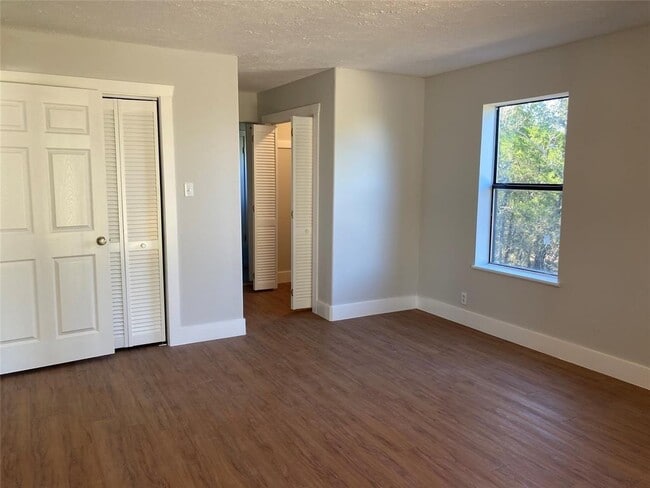 Building Photo - 7409 McGregor Ln