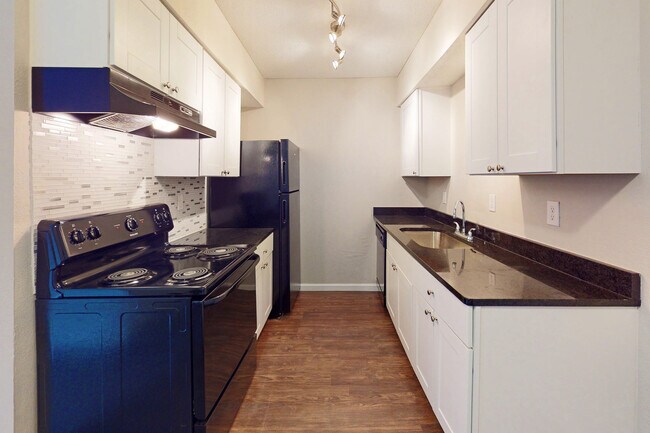 Kensington Manor - Memphis Tn Apartment Finder