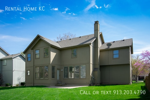 Building Photo - 11912 W 132nd St