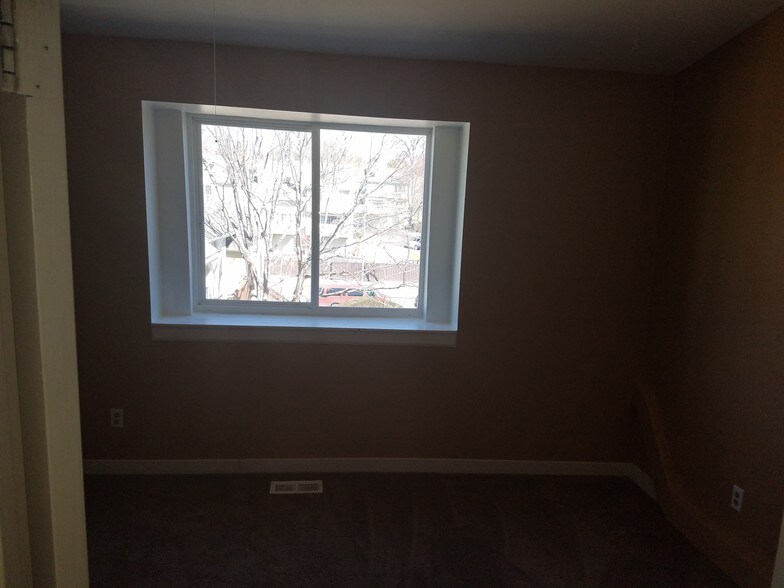 Bedroom 2 - 1885 S Quebec Way