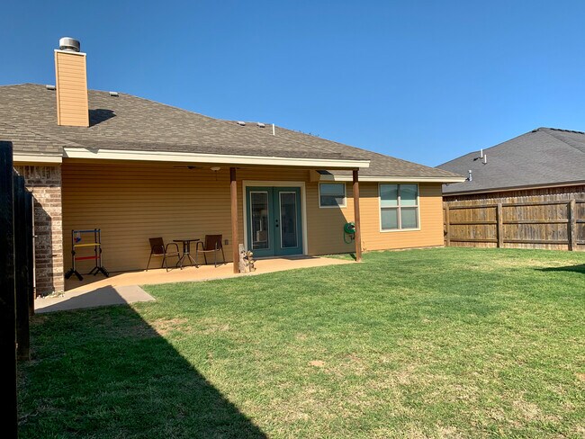 Building Photo - 4213 Lexington Pl