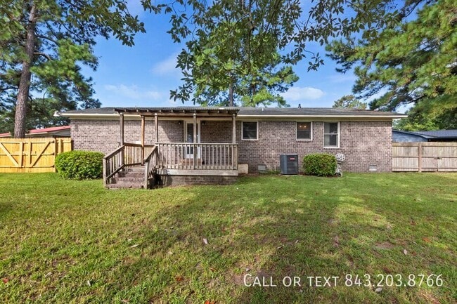 Building Photo - 625 Kristen Cir