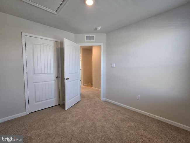 Building Photo - 10935 Farmerfield St