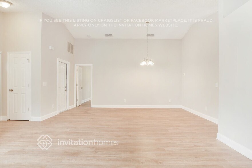 Building Photo - 1439 Coldwater Ct