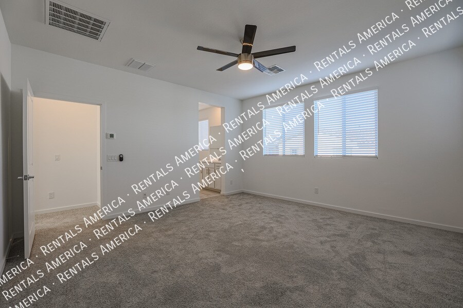 Building Photo - 17717 W Cassia Way