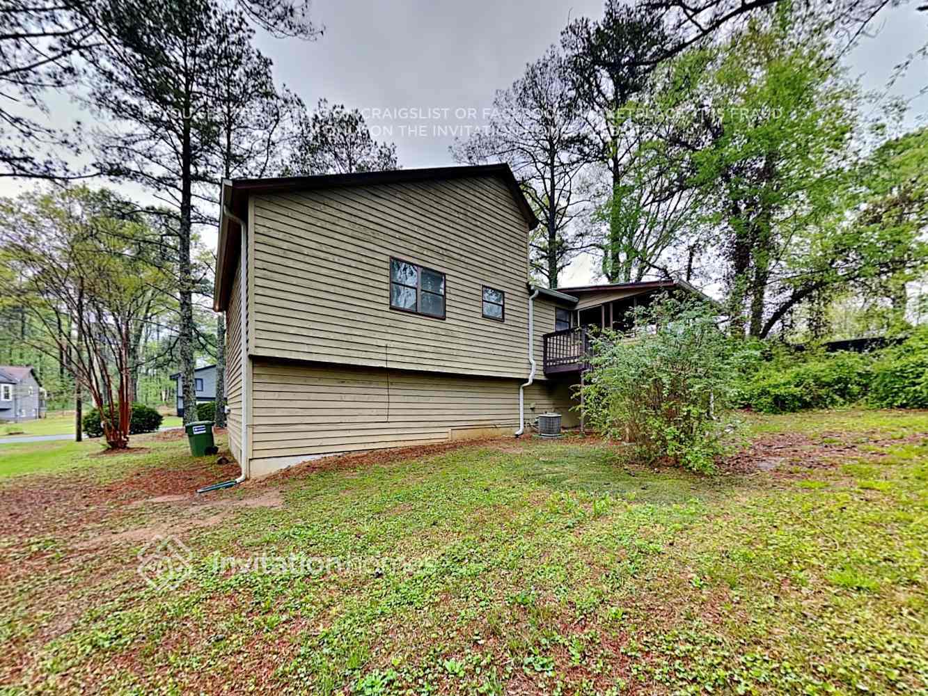Building Photo - 4026 Leicester Dr NE