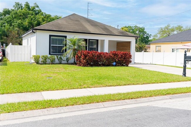 Primary Photo - 3505 E 28th Ave