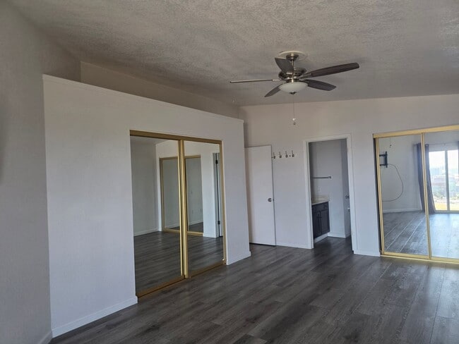 Building Photo - 774 Diogenes Dr
