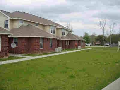 Building Photo - Marquis Townhomes