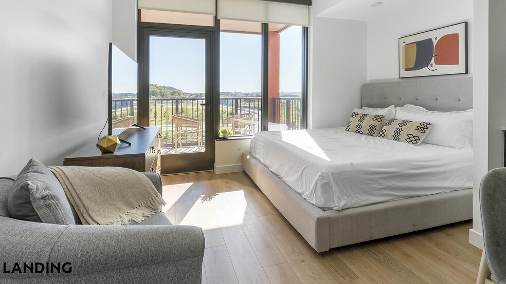 Building Photo - 632 Howard Rd SE