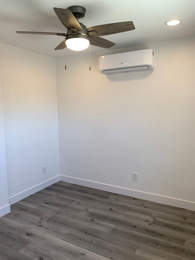 Building Photo - Newly Constructed 2BD/1BA Duplex Available...