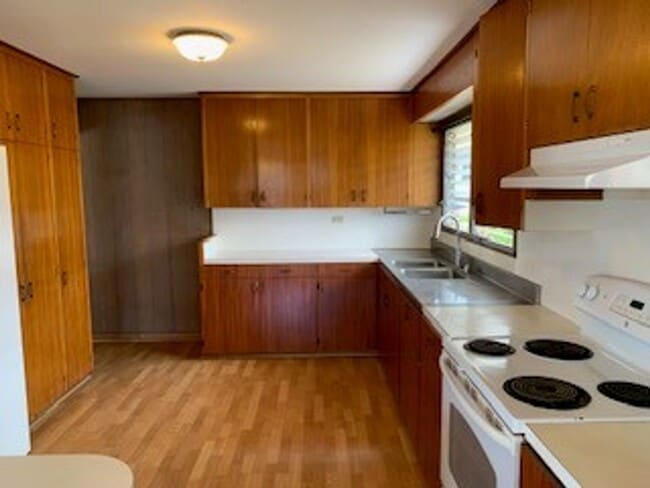 Building Photo - 3532 Edna St