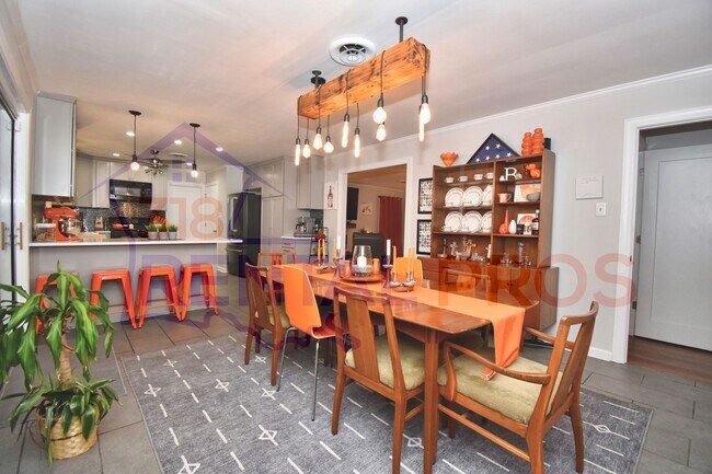 Building Photo - 4 Bed, 3 Bath Home in Ruston