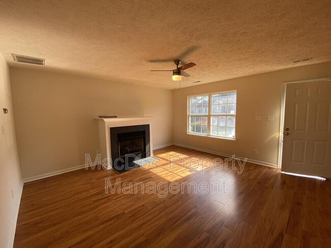 Building Photo - 4345 Normandy Ct