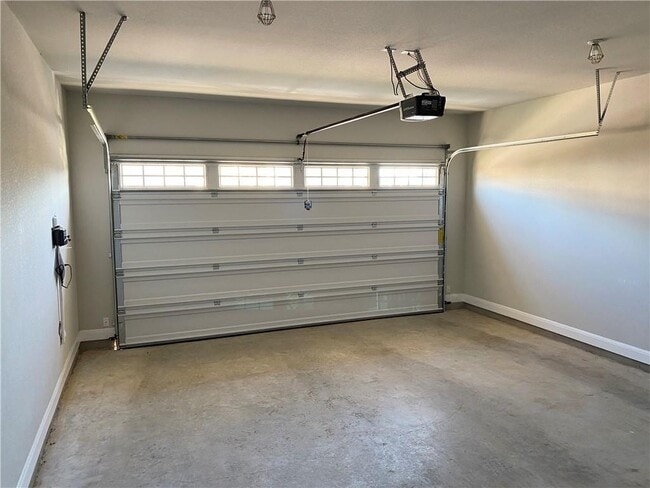 Building Photo - 4628 Katherine Dr