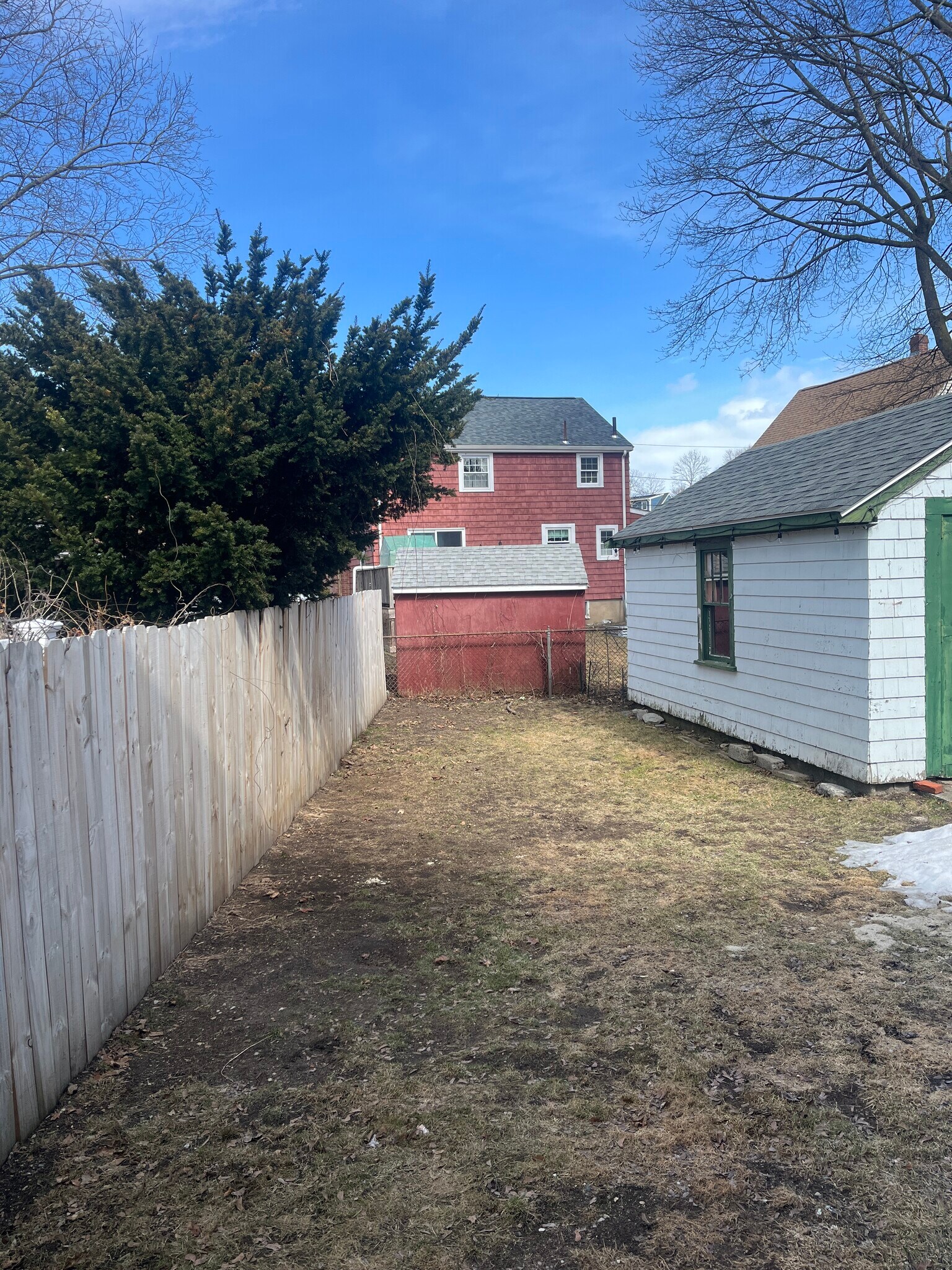 Building Photo - 16 Gordon St