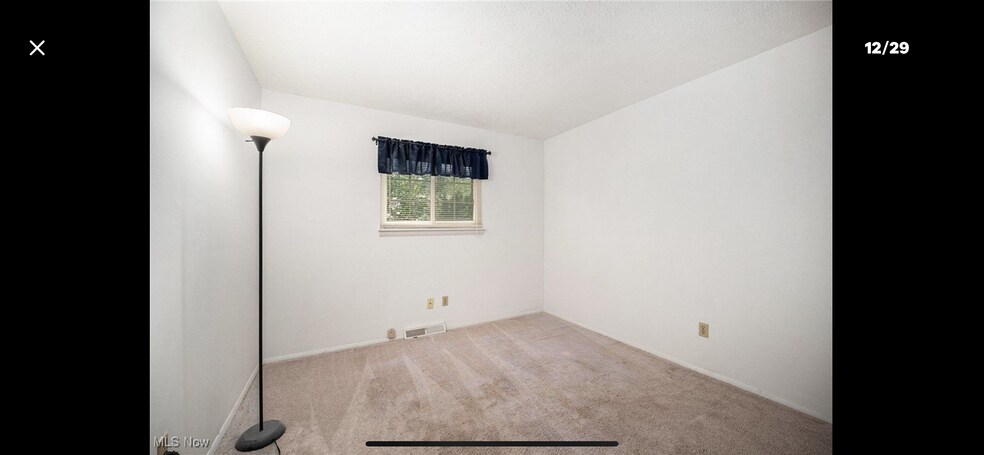 Building Photo - 6192 Jaycox Rd