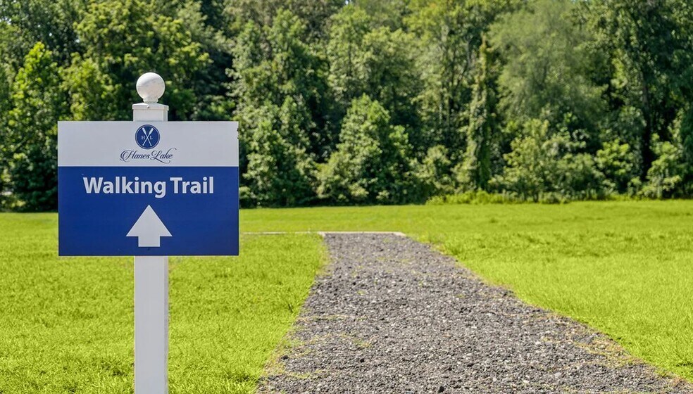 Building Photo - 2286 Beechwood View Dr