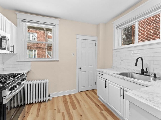 Building Photo - 1983 73rd Ave