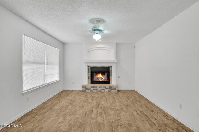 Building Photo - 6096 Pecan Park Pl