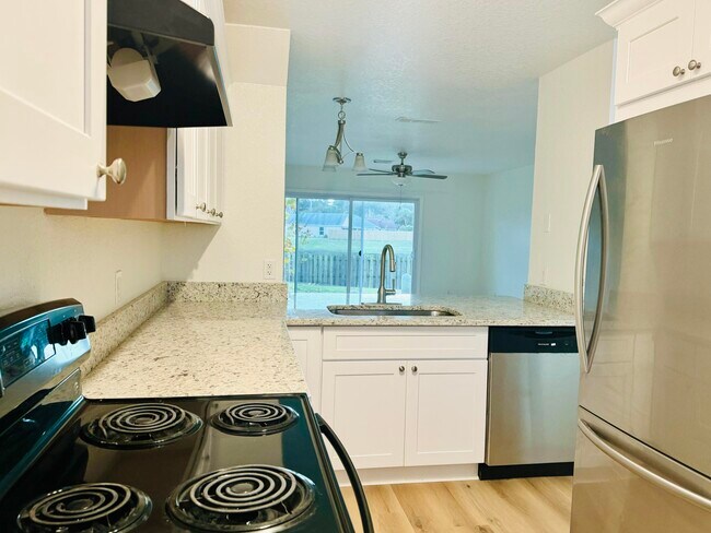 Building Photo - 138 McNeela Dr