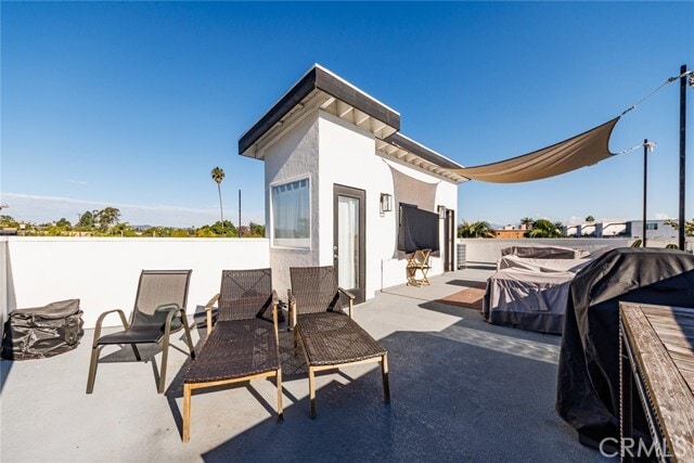 Building Photo - 3143 S Halm Ave