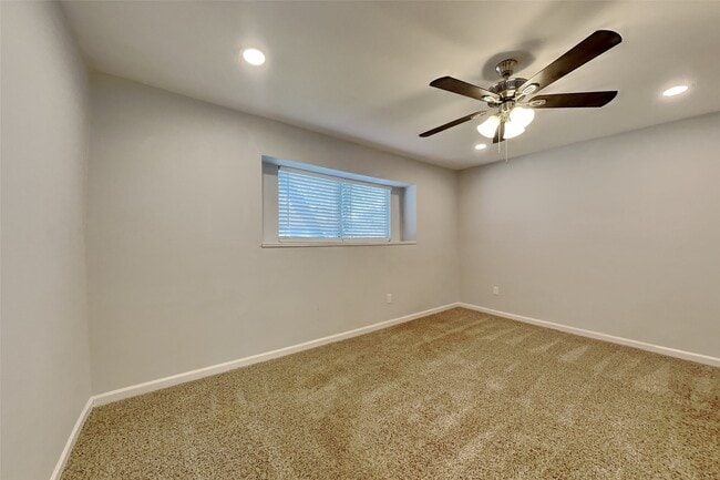 Building Photo - 4135 Lufborough Dr