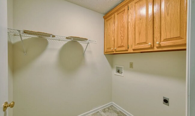 Building Photo - 2706 Martha Brooks Ln