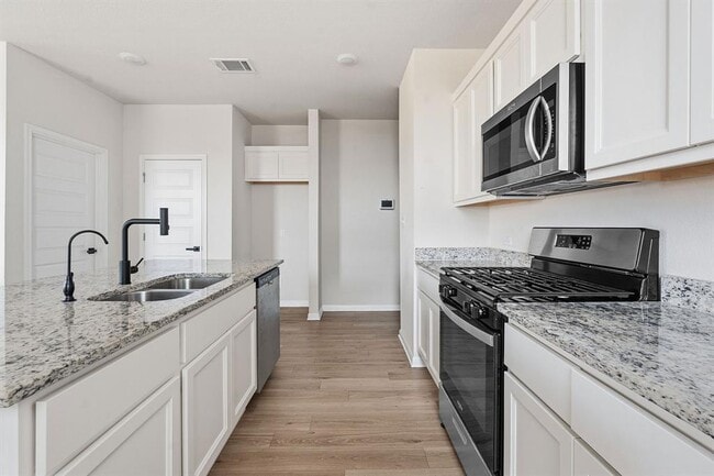 Building Photo - 323 Tolo Dr