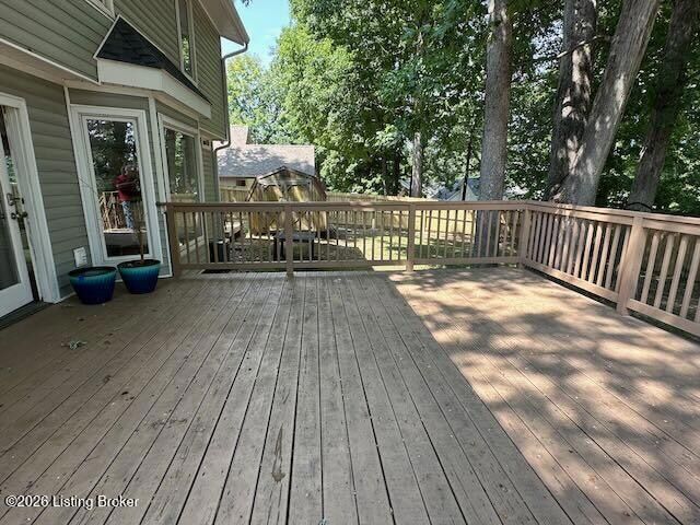 Building Photo - 1807 Oriole Dr