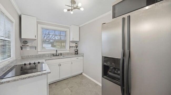 Building Photo - 3703 Redding Rd