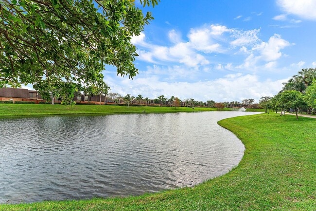 Building Photo - 2320 23rd Ct