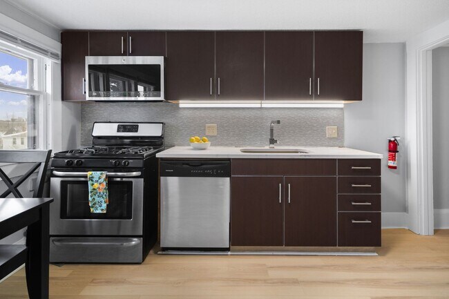 Unit 6 - 104 Harvard Place