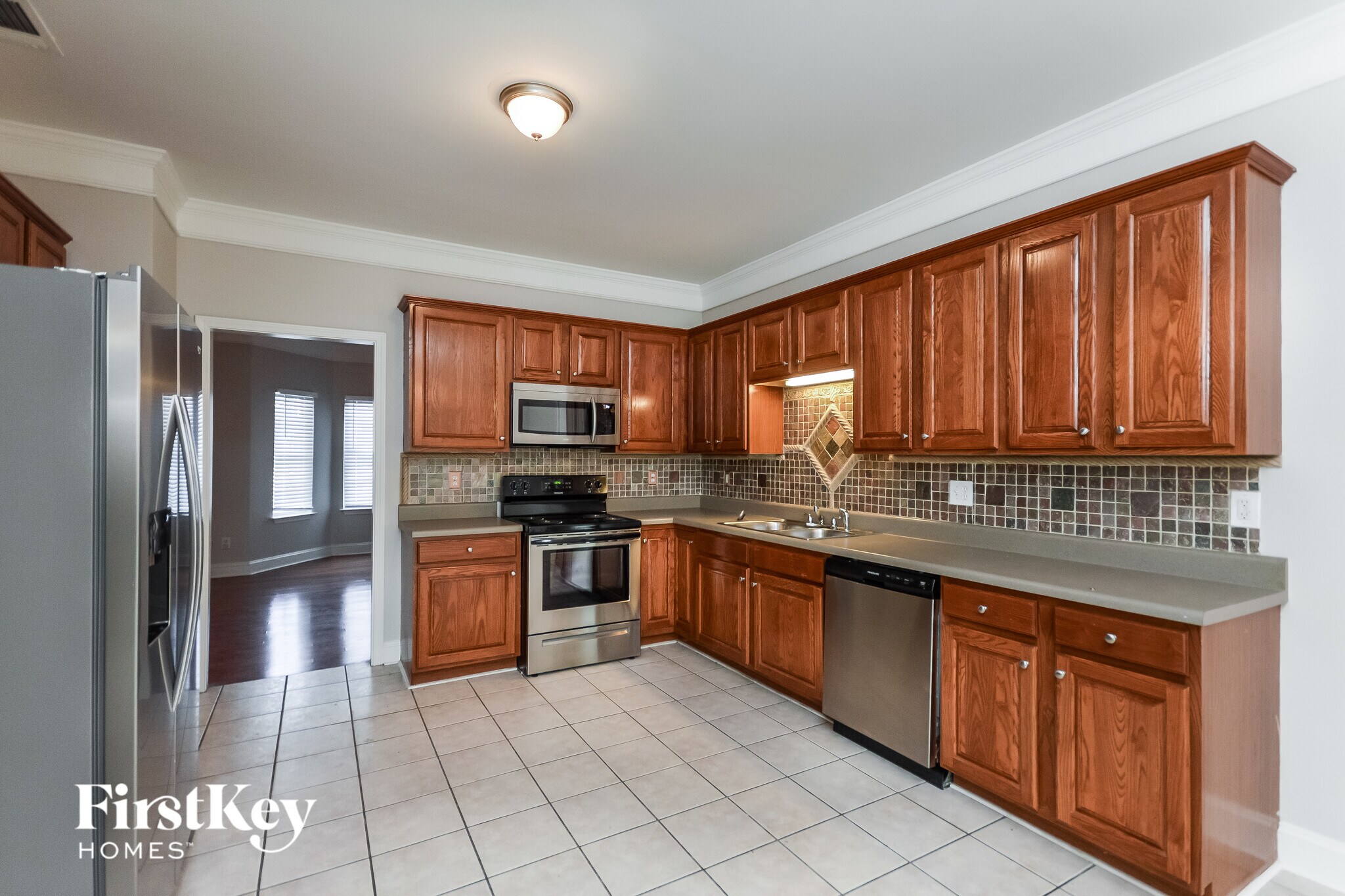 Building Photo - 4611 River Rd