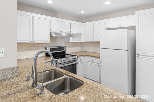 Building Photo - 17161 Alva Rd