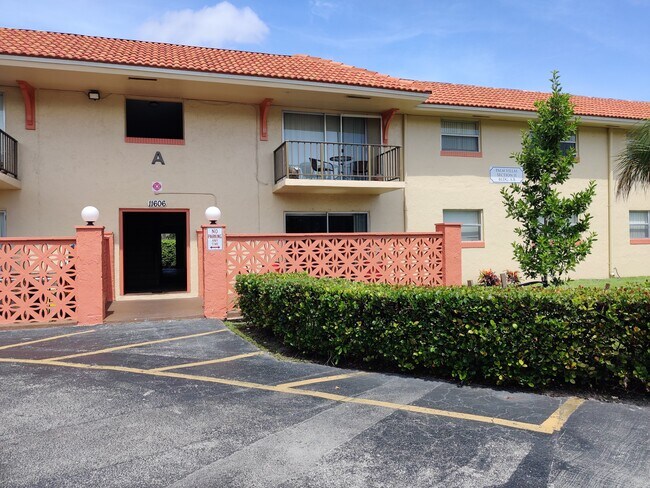Building Photo - 11606 NW 29th St