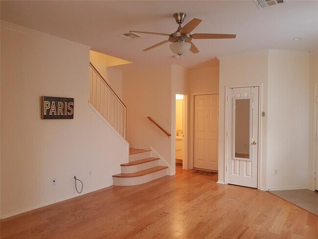 Building Photo - 16100 S Great Oaks Dr